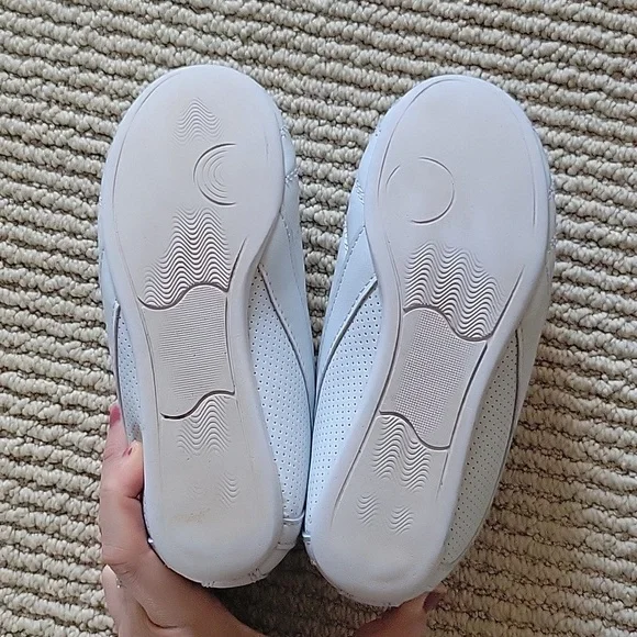 Kids Size 4 Taekwondo Shoes - Picture 5 of 7